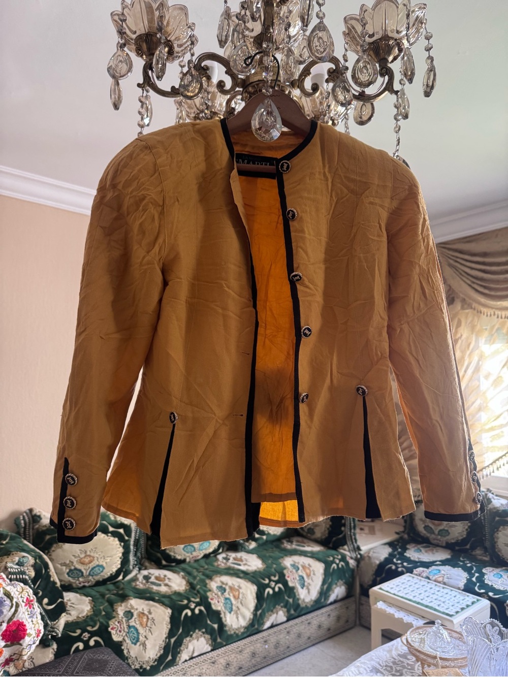 Vintage Womens Mustard Yellow Contrast-Trim Blazer La mode Smarti Style